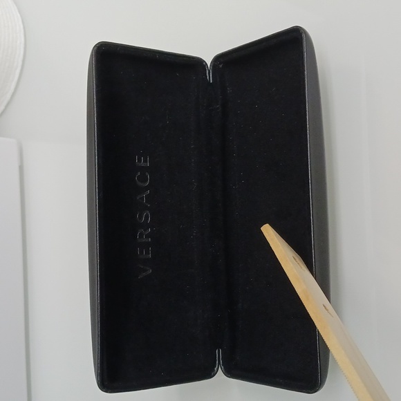 Versace hard shell sunglasses eyeglasses case - Picture 4 of 7